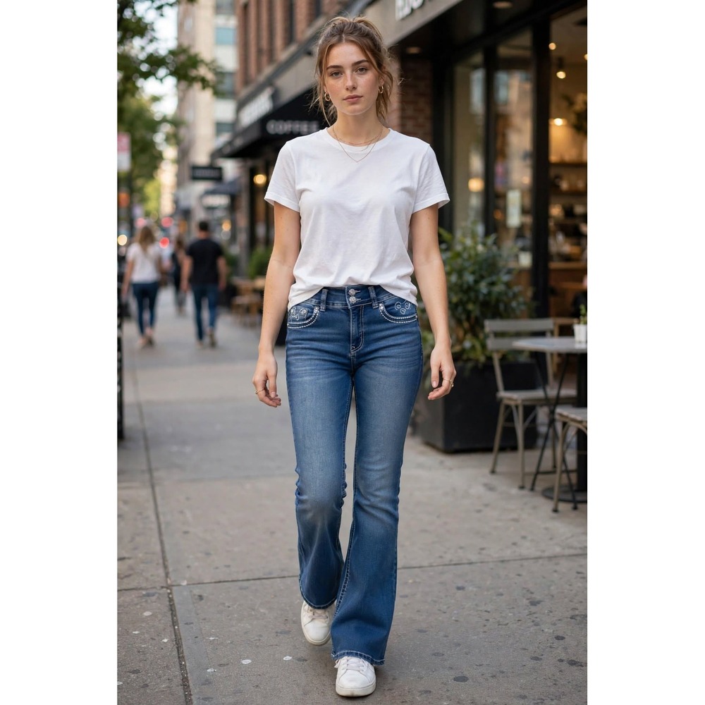 H and Y Women 3/4 Jeans Bootcut Blue Rhinestone Wing Pocket Y2K Low Rise Bling